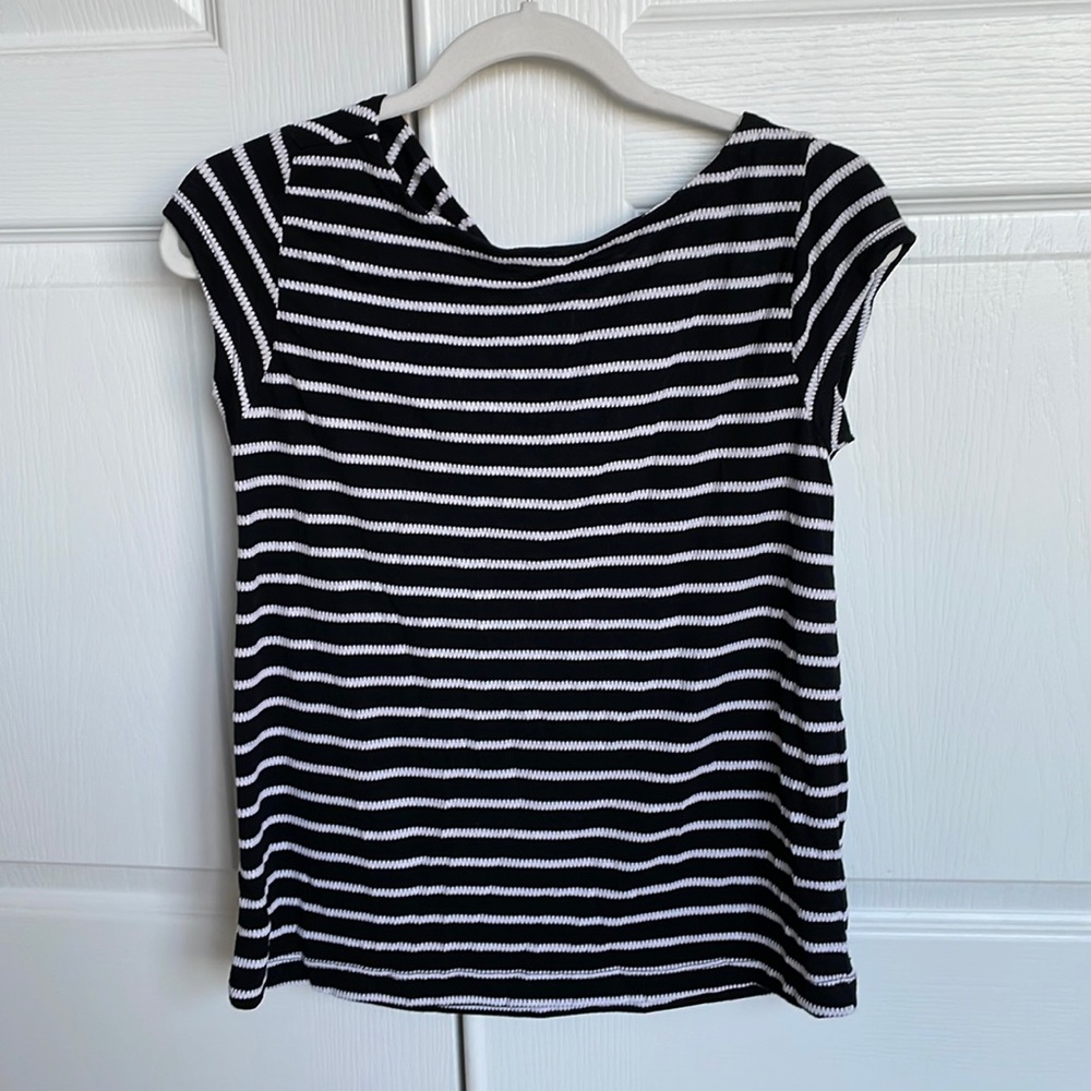 Loft SP striped top with keyhole back